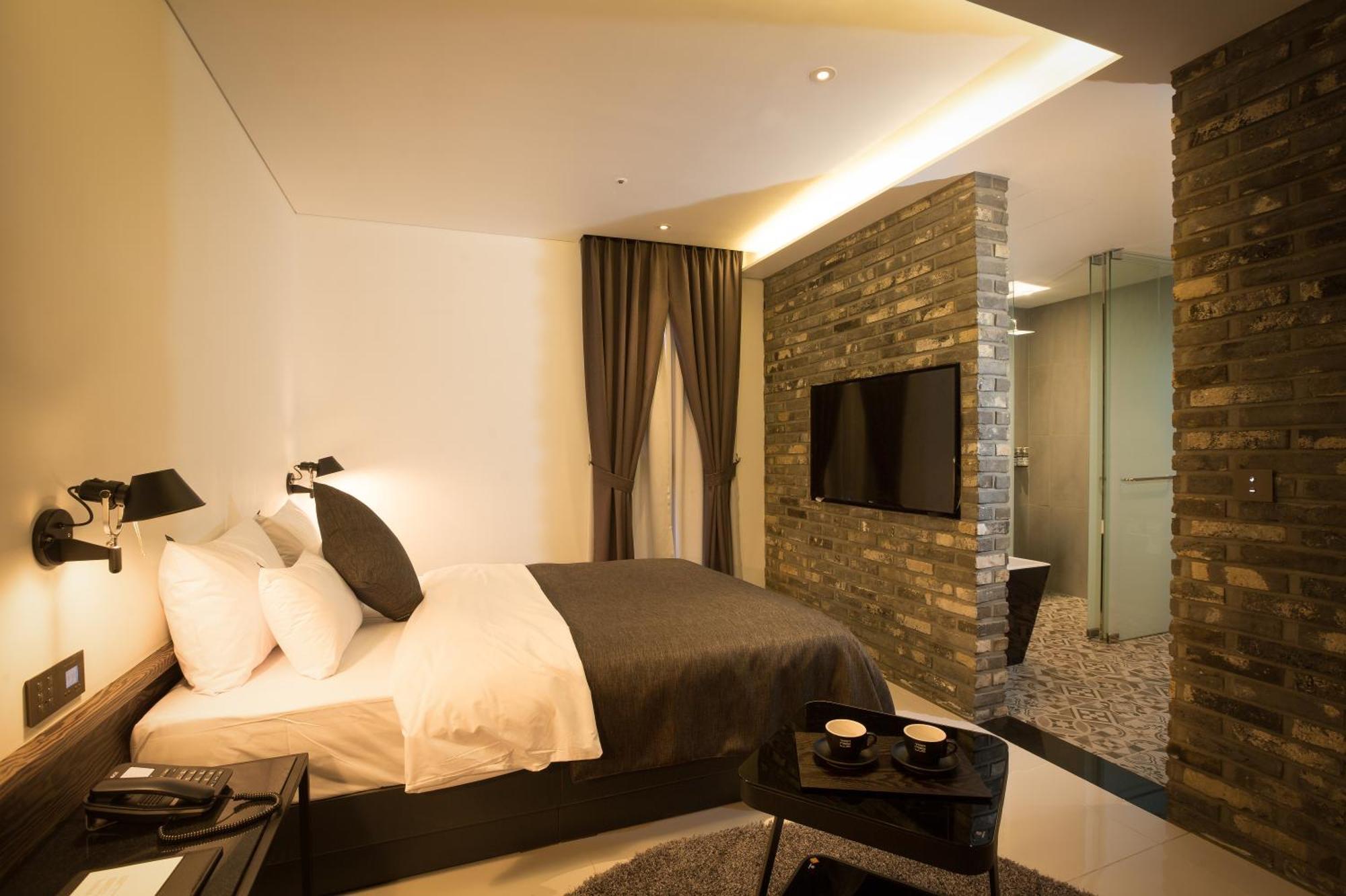 Trang Blue Hotel Seul Exterior foto